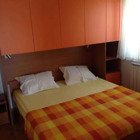 Apartamento In 39071 *