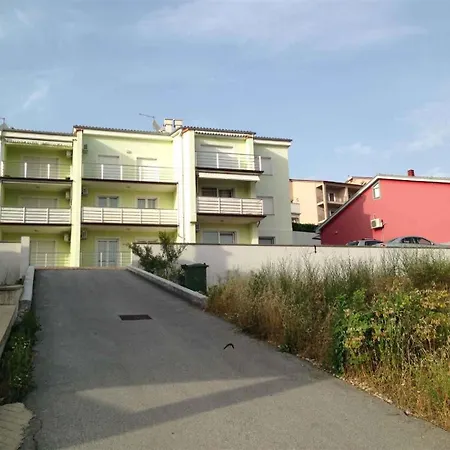 Appartement In 39071 Crikvenica