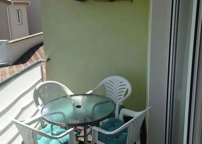 In 39071 Διαμέρισμα *